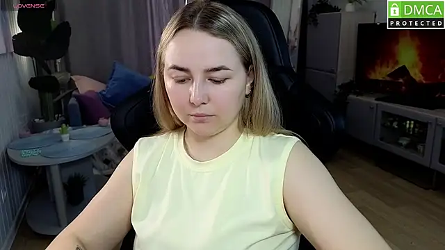 Mira Mermayd online show from 04-26-26, 01:36