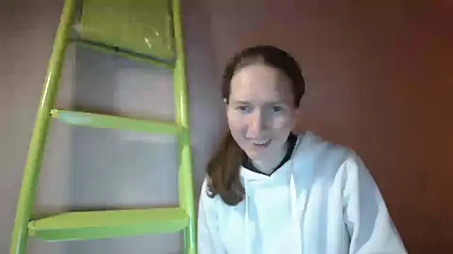 Snapshot of Sexy_MargoX_ chatting on 12-23-24, 07:30 Sexy MargoX online show from 12-23-24, 07:30