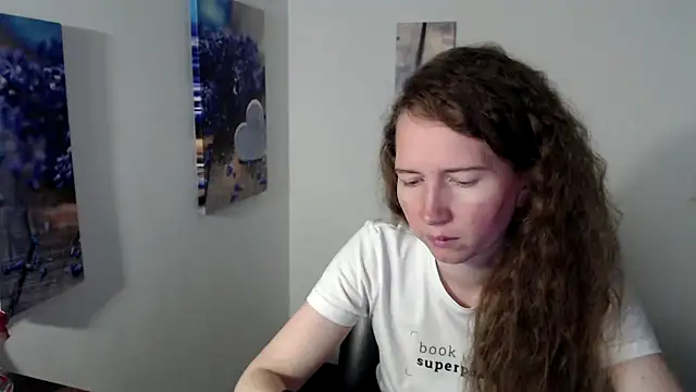 Snapshot of Sexy_MargoX_ chatting on 09-16-25, 01:39 Sexy MargoX online show from 09-16-25, 01:39