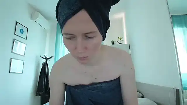 Snapshot of Sexy_MargoX_ chatting on 10-13-25, 12:49 Sexy MargoX online show from 10-13-25, 12:49