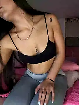 Snapshot of amycute_ chatting on 12-04-24, 12:30 amycute  online show from 12-04-24, 12:30