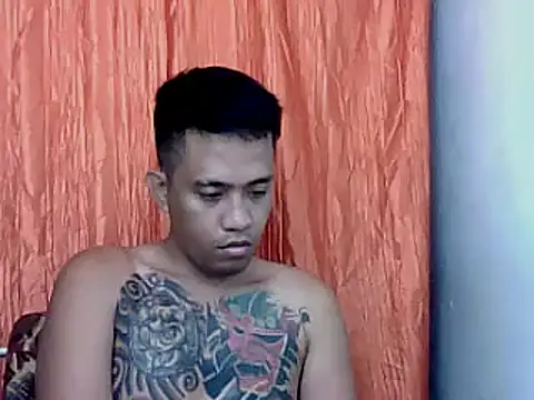 Snapshot of Thyler08 chatting on 12-26-24, 02:12 Thyler08 online show from 12-26-24, 02:12