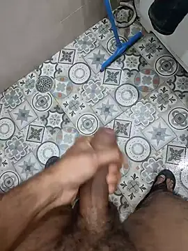 Snapshot of BiggDse chatting on 02-05-25, 12:49 BiggDse online show from 02-05-25, 12:49