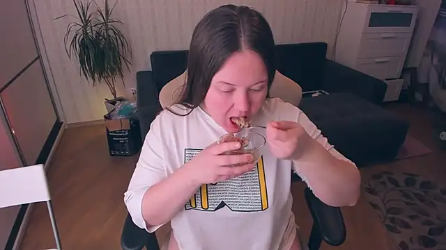 Jessica Rubatte online show from 12-06-24, 07:32