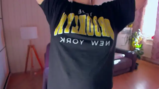 Jessica Rubatte online show from 03-21-25, 01:23