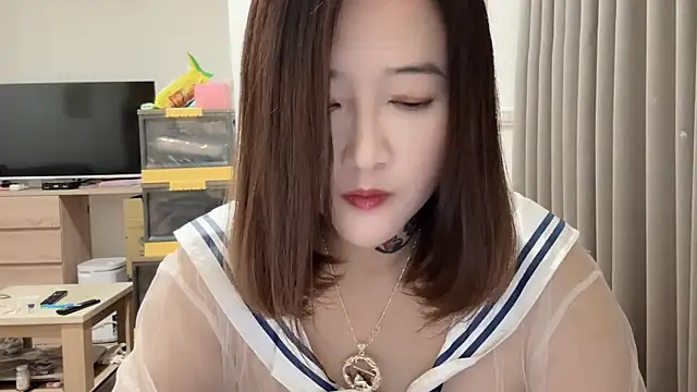 Snapshot of Tw_Angellovers chatting on 03-19-25, 05:19 Tw Angellovers online show from 03-19-25, 05:19