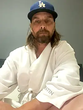 Snapshot of RyanRitchie chatting on 11-22-25, 09:58 RyanRitchie online show from 11-22-25, 09:58