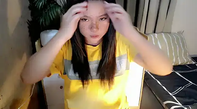 Snapshot of UrFuckingSweet_Angelxxx chatting on 03-15-25, 04:32 UrFuckingSweet Angelxxx online show from 03-15-25, 04:32