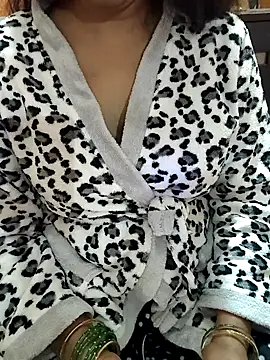 Diya 143 online show from 12-21-25, 06:04