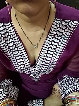 Diya 143 online show from 04-26-26, 04:10