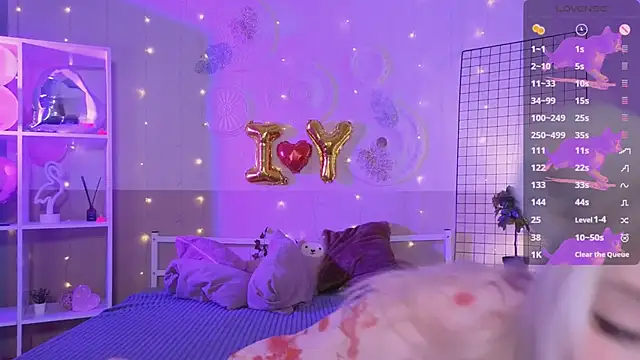 IrmaBell online show from 02-12-25, 05:58