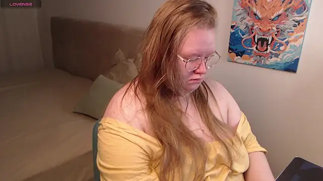 Snapshot of Ann_Muna chatting on 01-12-25, 06:49 Ann Muna online show from 01-12-25, 06:49