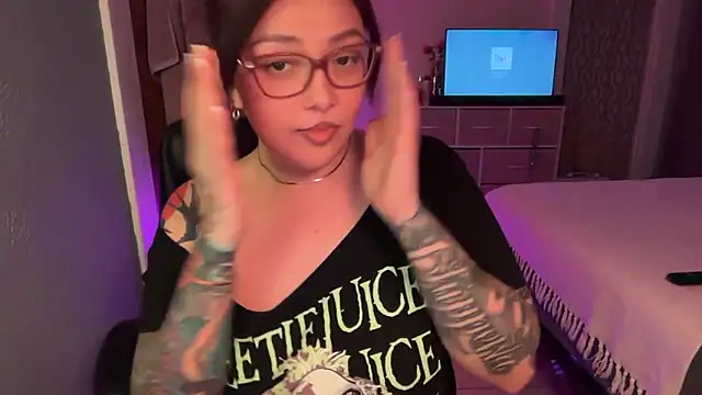 nativepumpkin95 online show from 04-26-26, 04:32