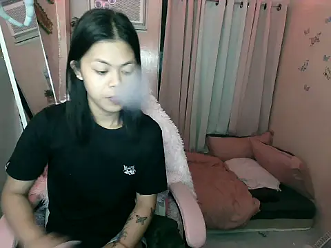 young salsalita online show from 10-16-25, 01:12