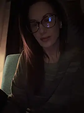 Snapshot of Fiona_Kent_ chatting on 12-10-24, 03:09 Fiona Kent online show from 12-10-24, 03:09