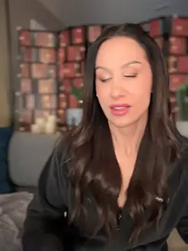 Snapshot of Fiona_Kent_ chatting on 01-26-25, 03:38 Fiona Kent online show from 01-26-25, 03:38