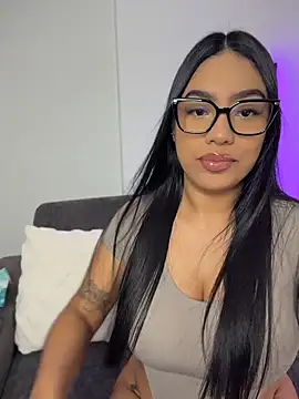 Sara mocca  online show from 04-23-26, 08:55