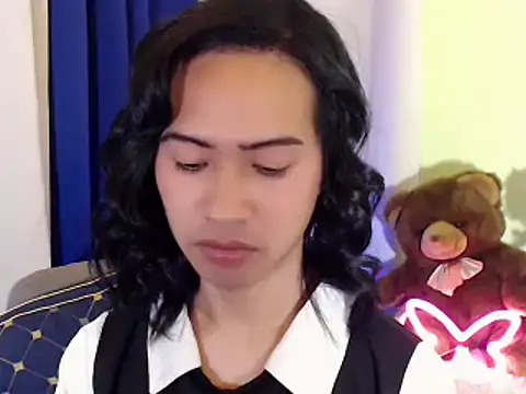 Snapshot of Lemonadexxx chatting on 12-13-24, 05:21 Lemonadexxx online show from 12-13-24, 05:21