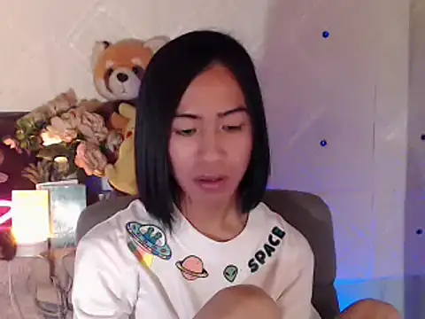 Snapshot of Lemonadexxx chatting on 02-08-25, 12:17 Lemonadexxx online show from 02-08-25, 12:17