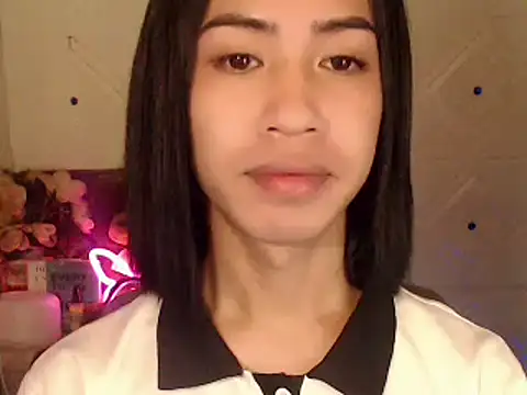 Snapshot of Lemonadexxx chatting on 03-04-25, 02:17 Lemonadexxx online show from 03-04-25, 02:17