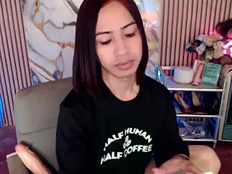 Snapshot of Lemonadexxx chatting on 03-22-25, 02:16 Lemonadexxx online show from 03-22-25, 02:16