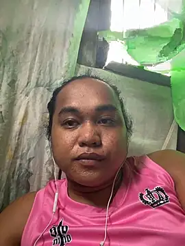 Snapshot of bettina_love chatting on 05-29-26, 03:37 bettina love online show from 05-29-26, 03:37