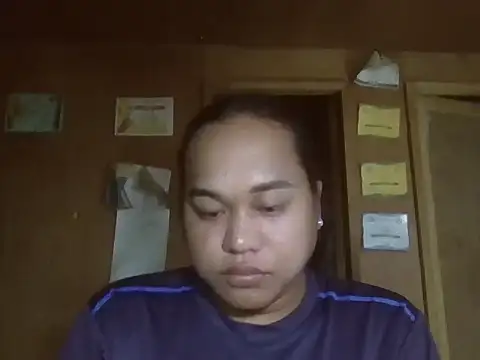 Snapshot of bettina_love chatting on 06-16-26, 01:19 bettina love online show from 06-16-26, 01:19