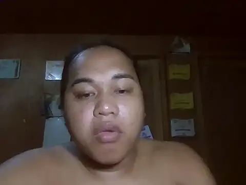 Snapshot of bettina_love chatting on 06-17-26, 07:48 bettina love online show from 06-17-26, 07:48