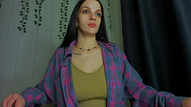 KarlaSim online show from 11-28-25, 07:27