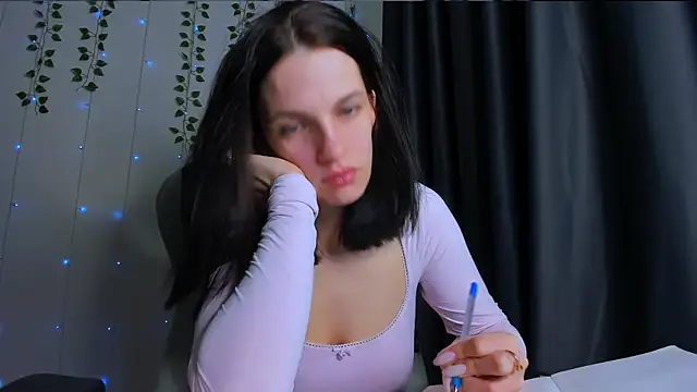 KarlaSim online show from 03-11-26, 02:56