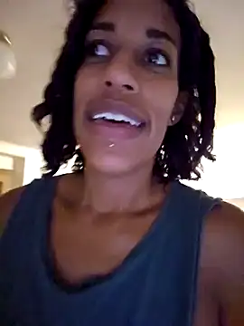 Goldenlace online show from 12-19-24, 08:13