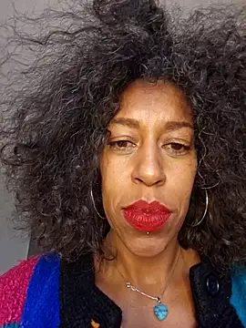 Goldenlace online show from 12-16-25, 01:16