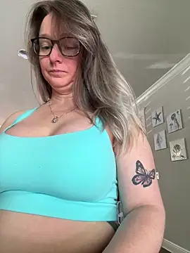 Vivian MayXxX online show from 03-12-25, 08:10