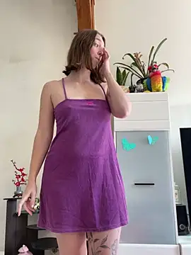 Daisy Michto Officiel online show from 03-10-25, 02:48