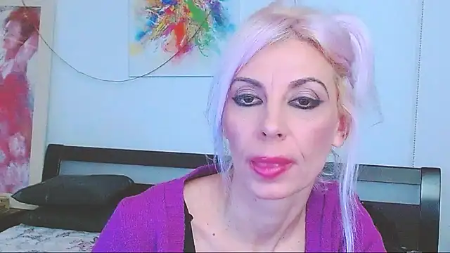 HoneyLara online show from 02-04-25, 02:07