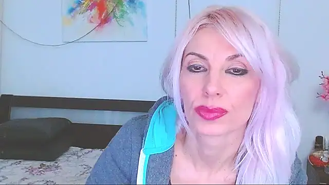 HoneyLara online show from 02-13-25, 05:26