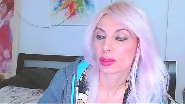 HoneyLara online show from 02-17-25, 03:25