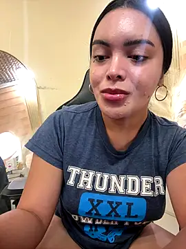 HotstuffCherrySummer online show from 11-13-25, 09:08