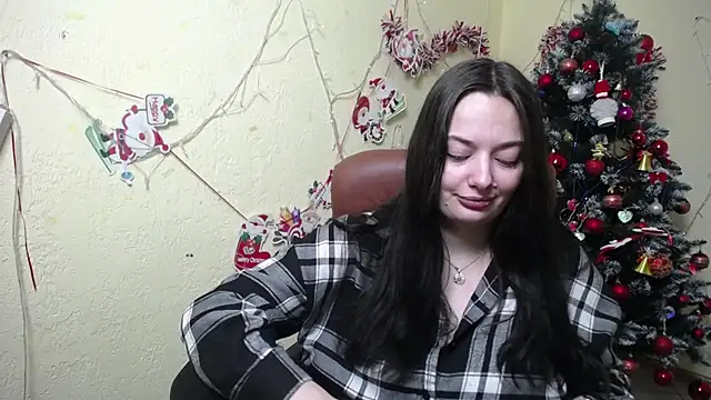 MilanaPrice online show from 12-30-24, 07:32