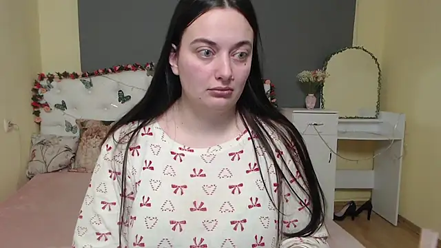 MilanaPrice online show from 02-20-26, 07:47