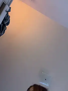 Snapshot of JESS_LOVES chatting on 11-30-25, 04:33 JESS LOVES online show from 11-30-25, 04:33