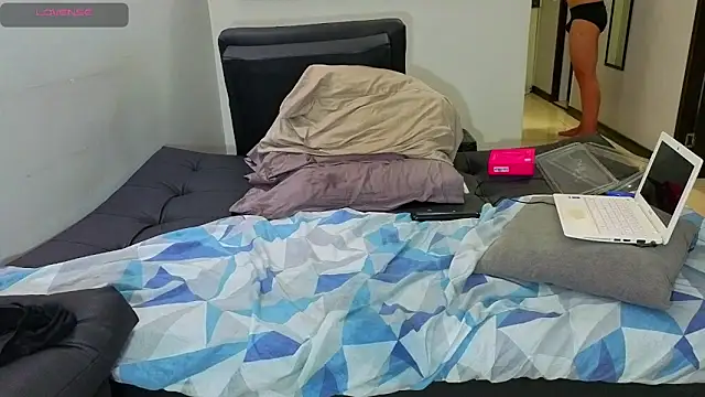 Snapshot of Matiashorney chatting on 11-06-25, 01:06 Matiashorney online show from 11-06-25, 01:06