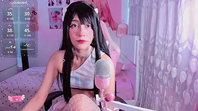 mia kawaii05 online show from 07-14-26, 10:48
