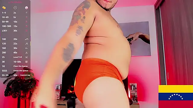 Snapshot of Thomas_chubbyxhot chatting on 06-27-26, 03:44 Thomas chubbyxhot online show from 06-27-26, 03:44