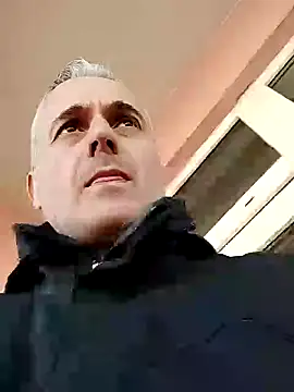 Snapshot of pussylove39 chatting on 01-20-25, 11:35 pussylove39 online show from 01-20-25, 11:35