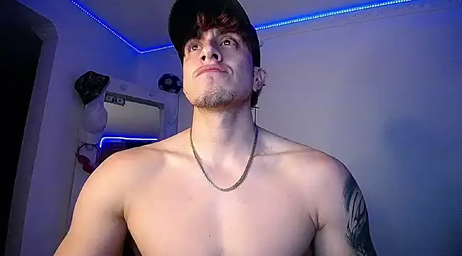 strongboy  online show from 12-30-24, 02:42