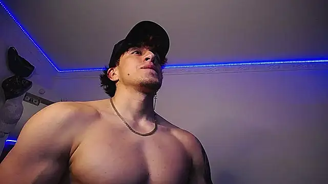 strongboy  online show from 01-12-25, 08:25