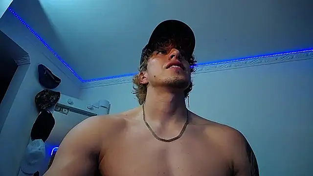 strongboy  online show from 03-14-25, 05:05