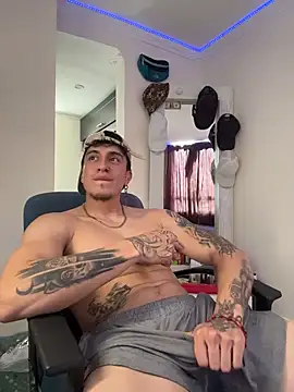 strongboy  online show from 02-18-26, 06:04