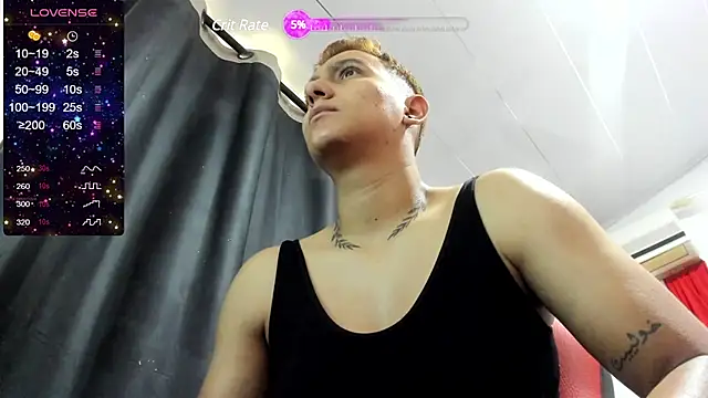 Snapshot of julya_smith69 chatting on 01-15-25, 04:43 julya smith69 online show from 01-15-25, 04:43